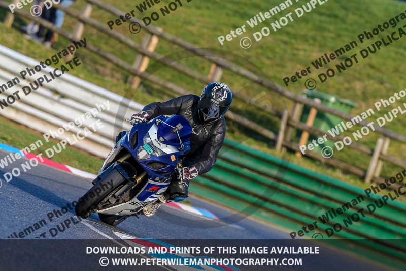 PJM Wedding Photography;enduro digital images;event digital images;eventdigitalimages;mallory park;mallory park photographs;mallory park trackday;mallory park trackday photographs;no limits trackdays;peter wileman photography;racing digital images;trackday digital images;trackday photos